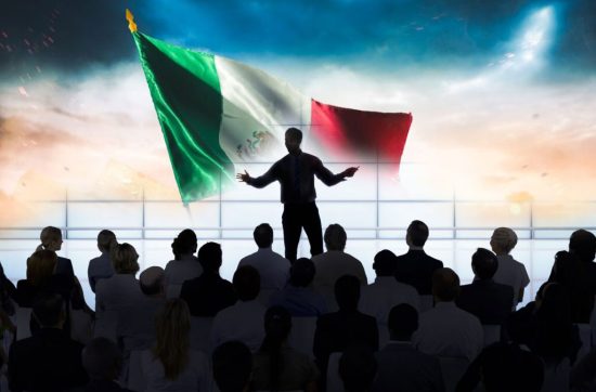 Conferencista Motivacional en México: Transformación, Inspiración y Acción con Eduardo Angeles